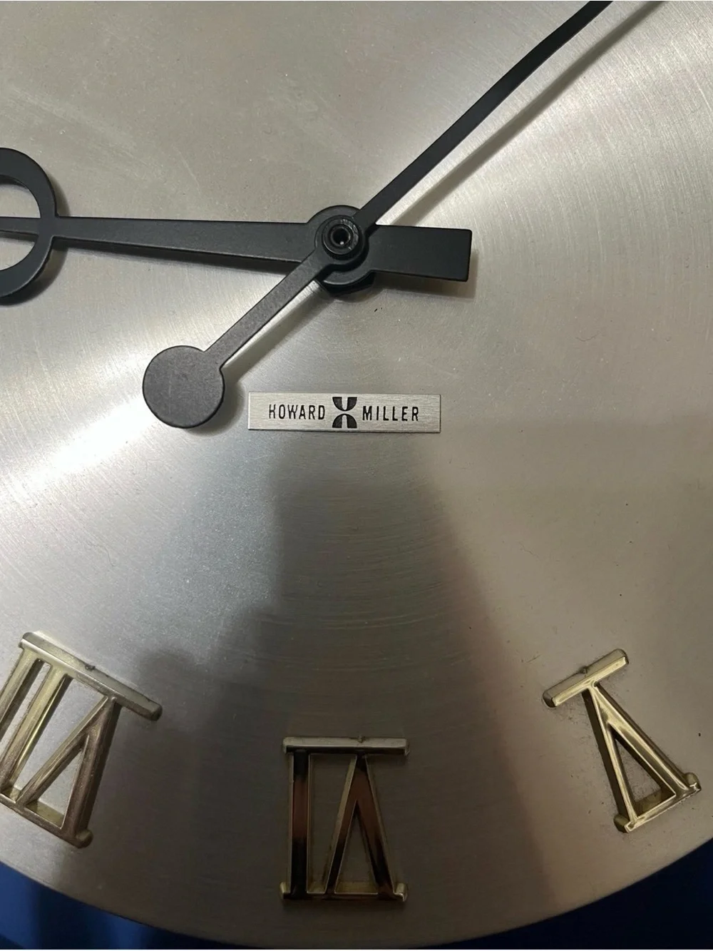 Vintage Howard Miller Clock Co. Model No. 555 Wall Clock